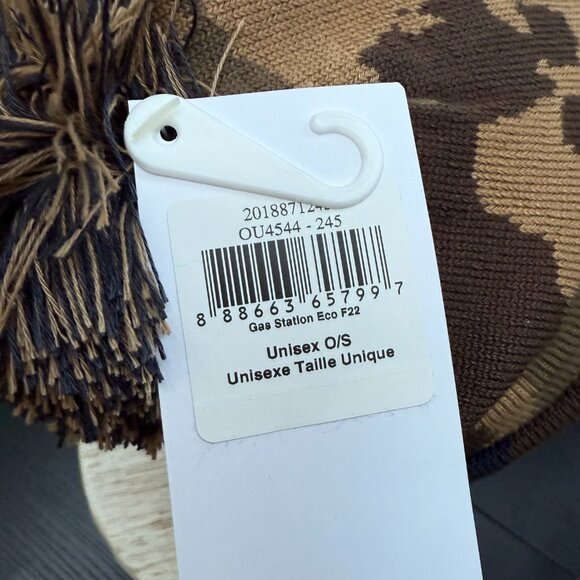 Mountain Hardwear Gas Station Eco Pom Pom Beanie Cap Unisex Green Brown Camo New - Picture 5 of 6